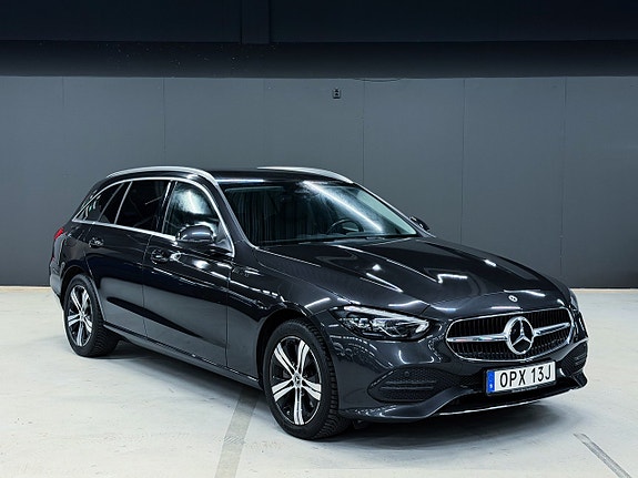 Mercedes-Benz C200 4 of 21