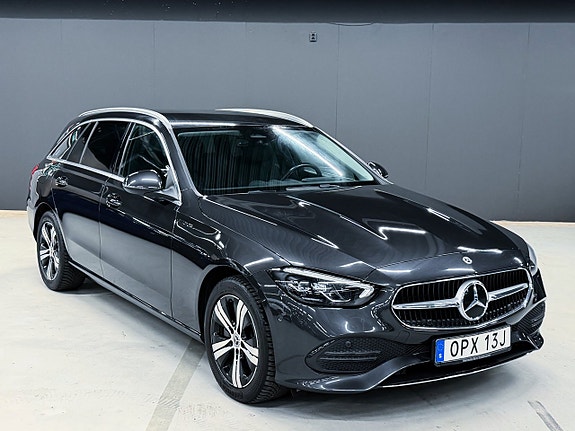 Mercedes-Benz C200 12 of 21