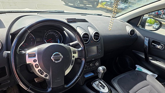 Nissan Qashqai 4 of 4