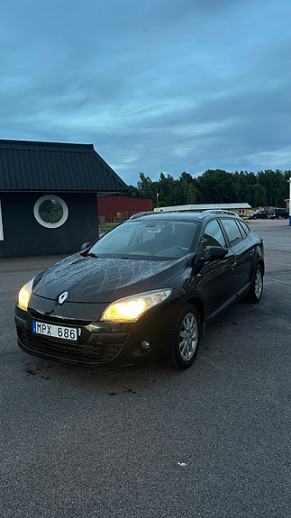 Renault Megane III 2 of 15