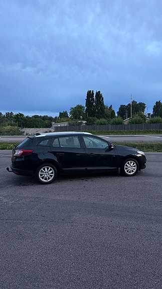 Renault Megane III 7 of 15