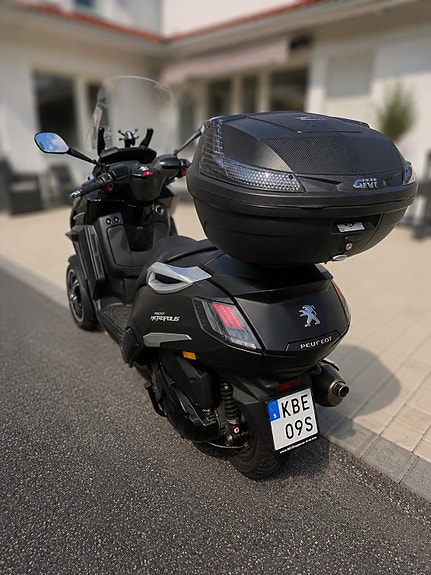Peugeot METROPOLIS 6 of 9