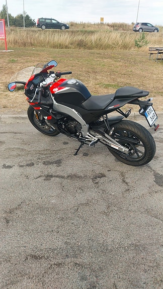 Aprilia RS 125 5 of 7