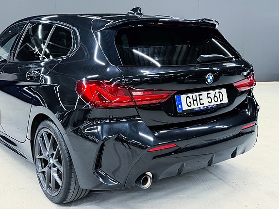 BMW 118i 30 of 30