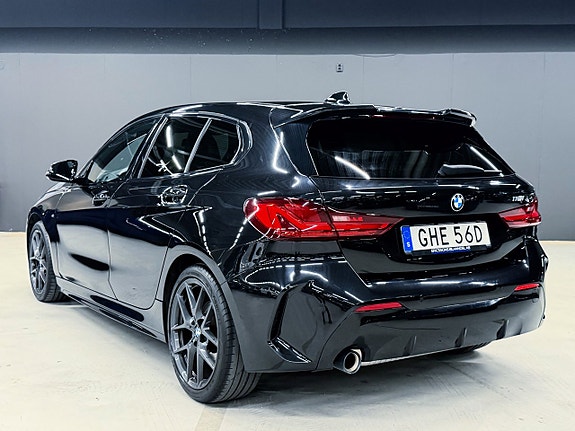 BMW 118i 28 of 30