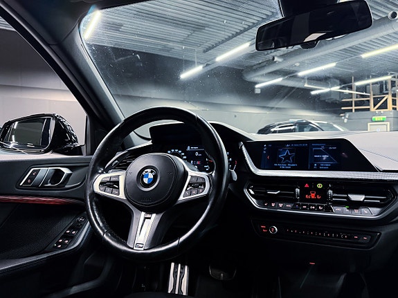 BMW 118i 7 of 30