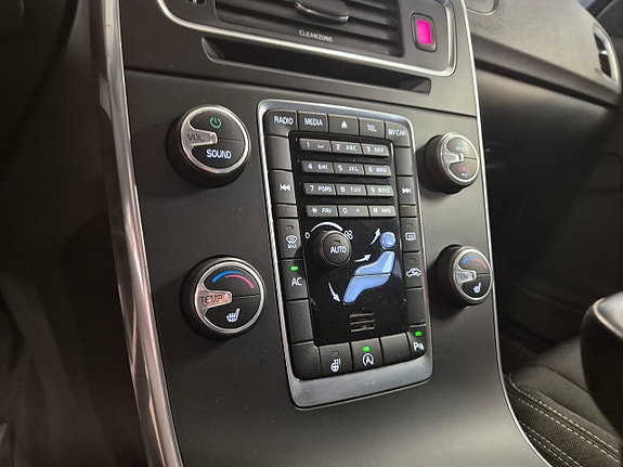 Volvo V60 18 of 18