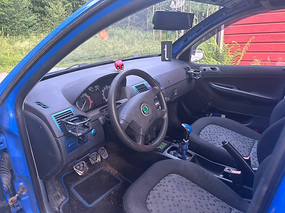 Skoda Fabia 5 of 9