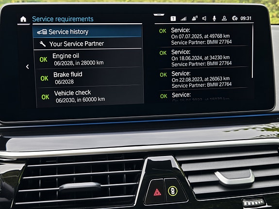 BMW 530e 12 of 15