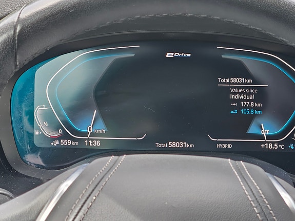 BMW 530e 11 of 15