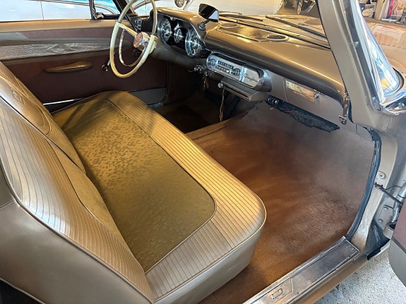 Chrysler Windsor 20 of 28