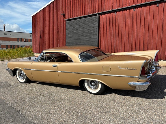 Chrysler Windsor 9 of 28