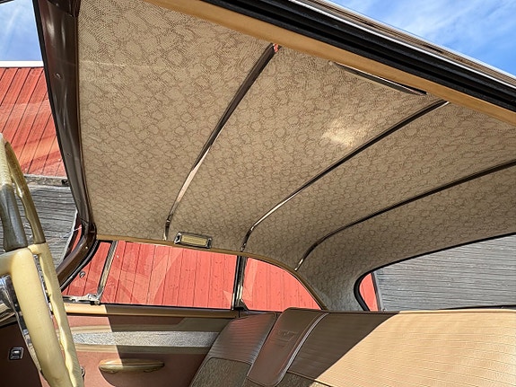 Chrysler Windsor 14 of 28