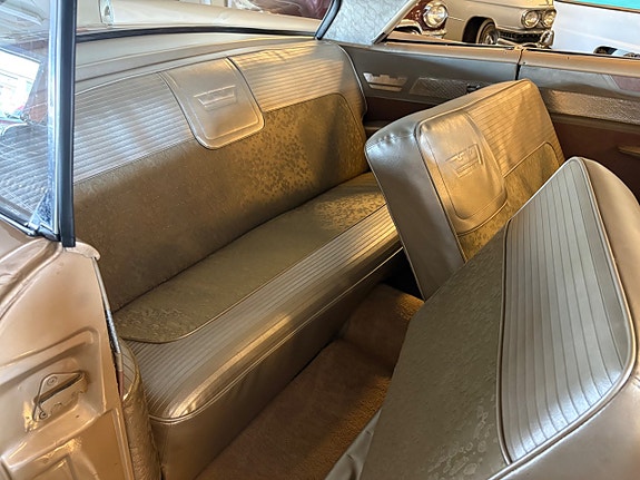 Chrysler Windsor 22 of 28