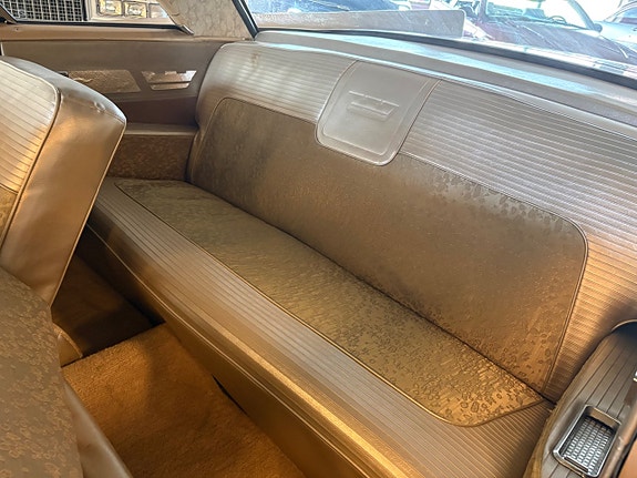 Chrysler Windsor 19 of 28