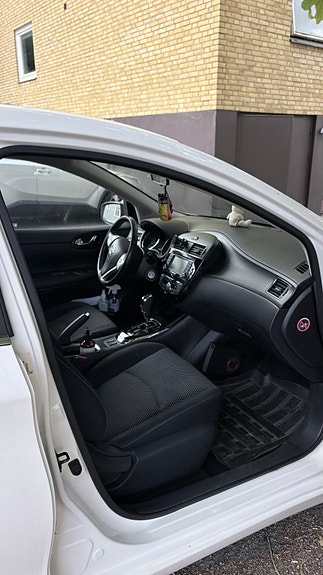 Nissan Pulsar 4 of 10