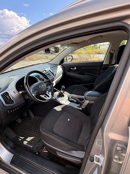 Kia Sportage 6 of 12