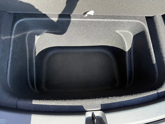 Tesla Model Y 6 of 14