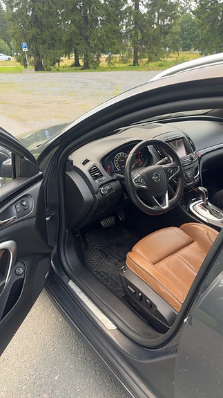 Opel Insignia Country Tourer 7 of 8