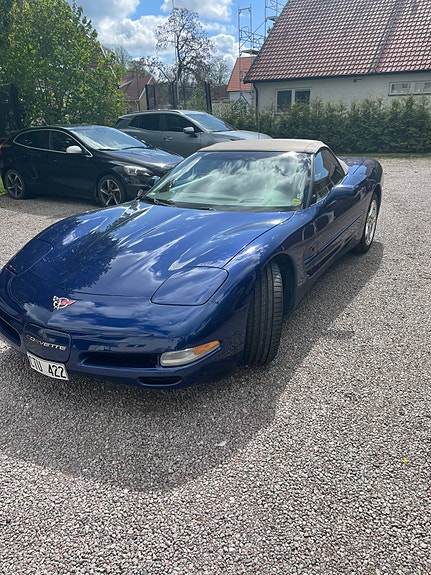 Chevrolet Corvette 3 of 3