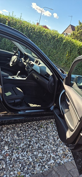 BMW 320d 23 of 23