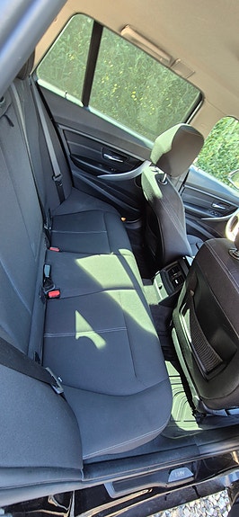 BMW 320d 16 of 23