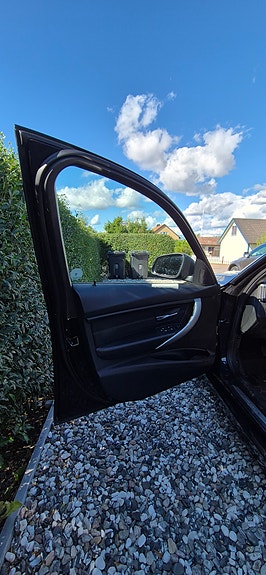 BMW 320d 8 of 23