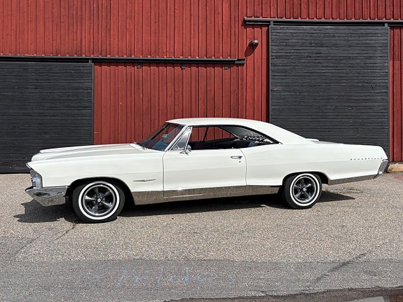 Pontiac Bonneville 5 of 27