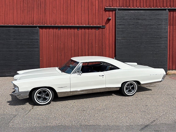 Pontiac Bonneville 3 of 27
