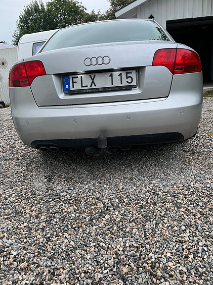 Audi A4 4 of 7