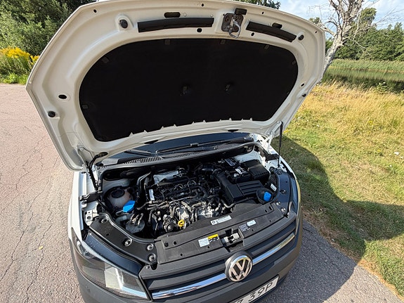Volkswagen Caddy 17 of 21