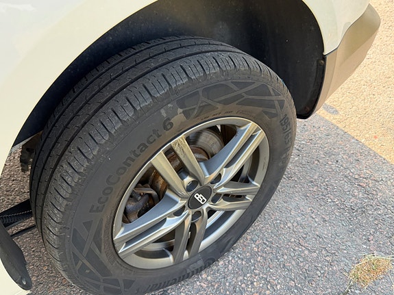 Volkswagen Caddy 13 of 21