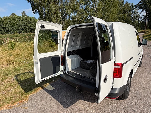 Volkswagen Caddy 10 of 21