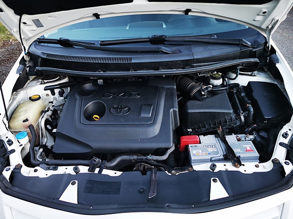 Toyota Auris 6 of 8