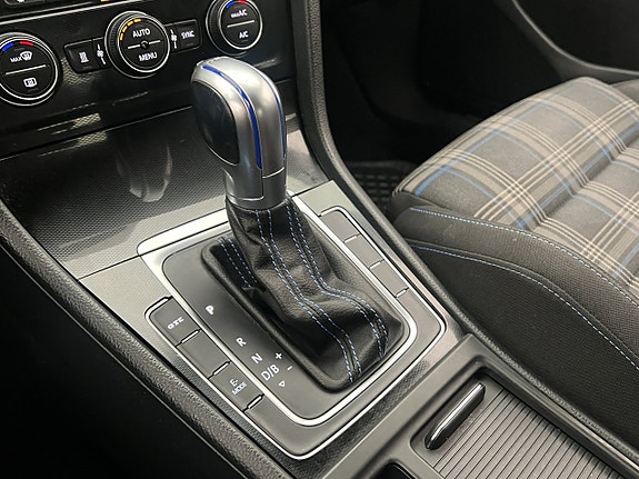 Volkswagen Golf I 19 of 28