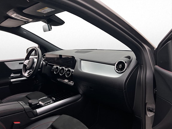 Mercedes-Benz B250 e 24 of 30