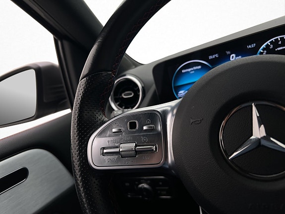 Mercedes-Benz B250 e 12 of 30
