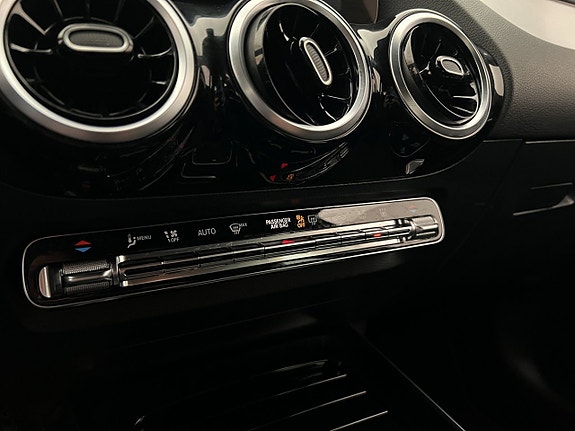 Mercedes-Benz B250 e 20 of 30