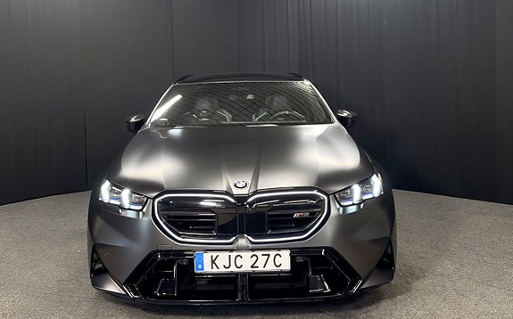 BMW M5 5 of 19