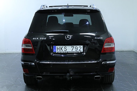 Mercedes-Benz GLK350 10 of 12