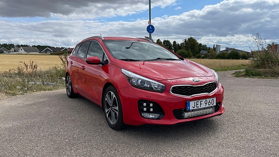 Kia Ceed 3 of 12