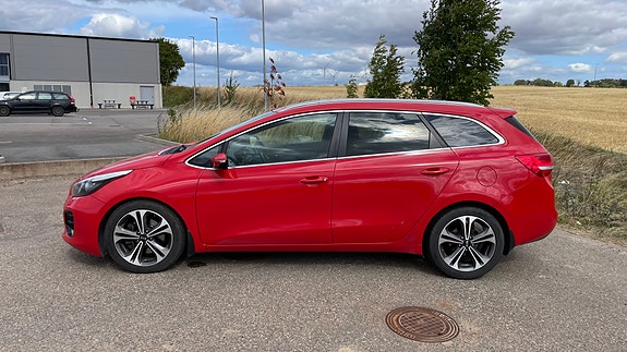 Kia Ceed 5 of 12