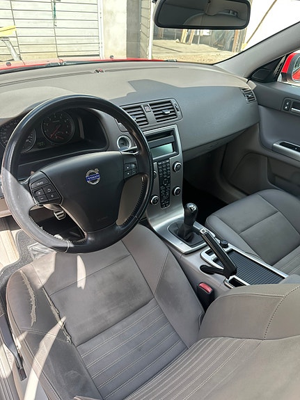 Volvo S40 3 of 7