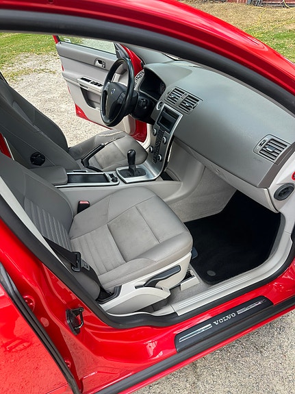 Volvo S40 4 of 7