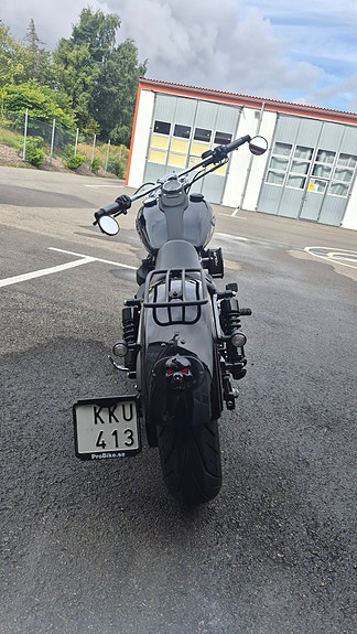 Harley-Davidson Street Bob 4 of 6