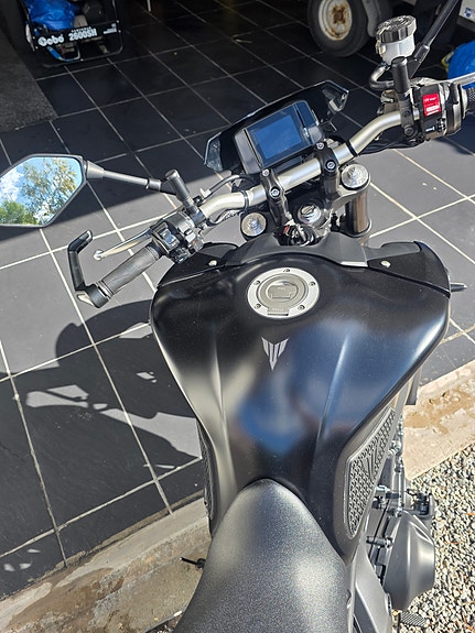 Yamaha MT-09 2022 – Akrapovič – Sport Pack 5 of 7