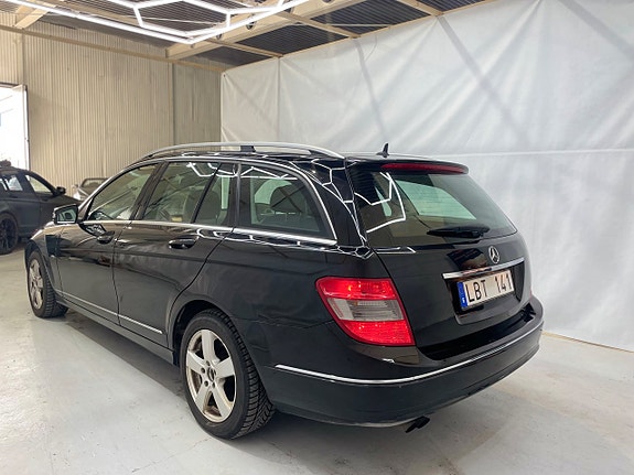 Mercedes-Benz C180 4 of 11