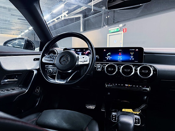 Mercedes-Benz CLA200 9 of 20