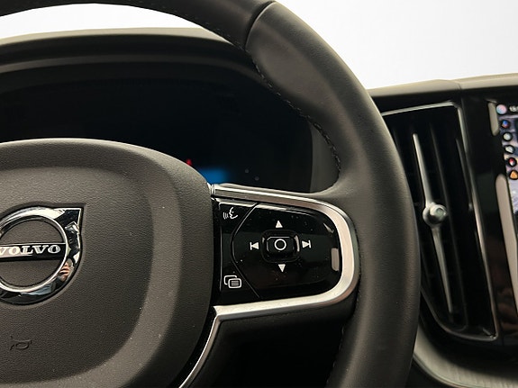 Volvo XC60 20 of 30