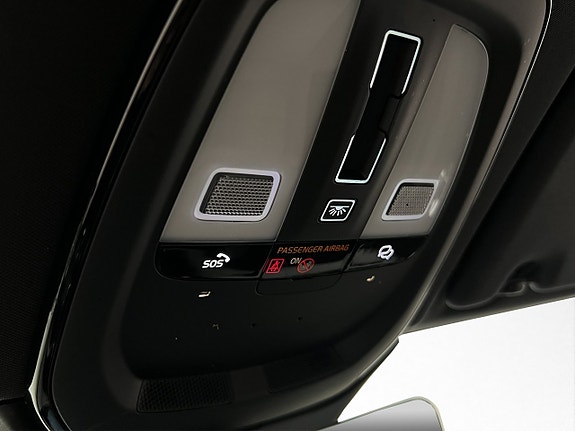 Volvo XC60 27 of 30